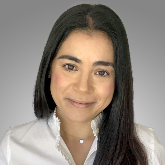 headsdhot of Aida Arain 