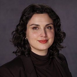Cristy Garratt ’10